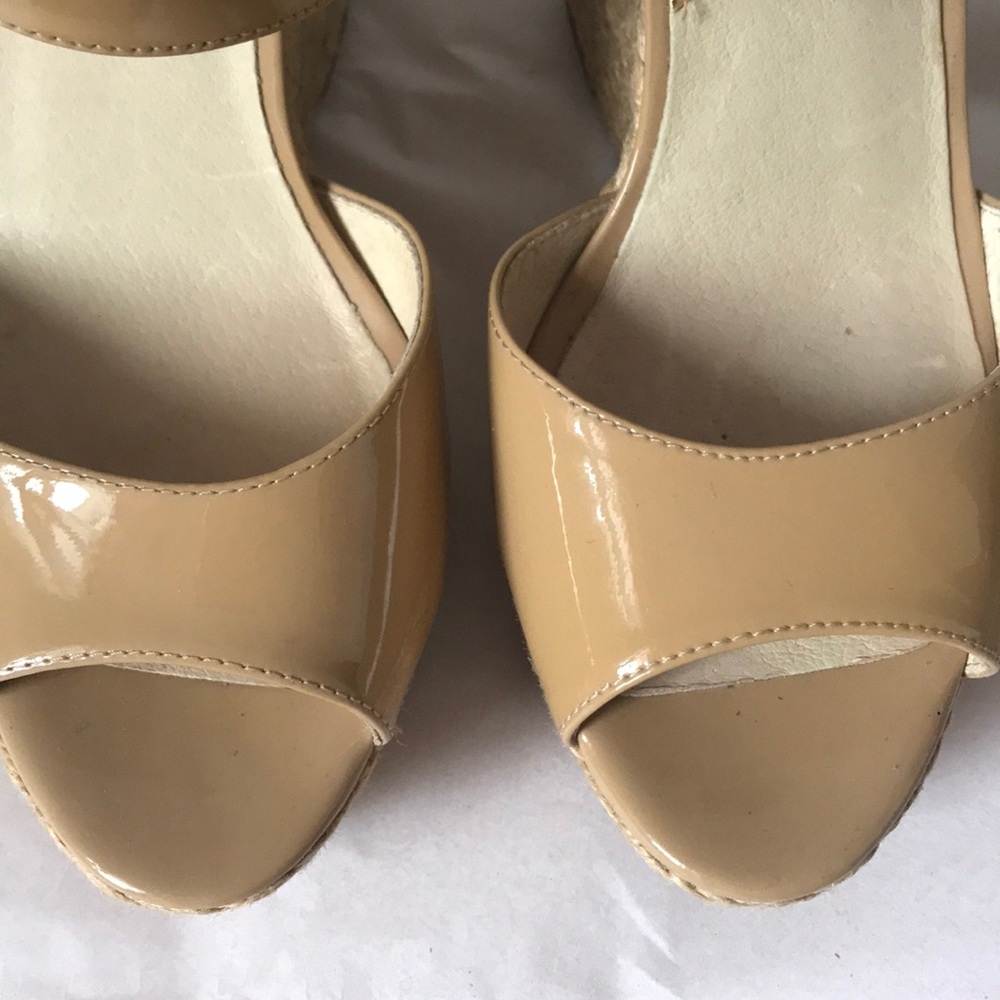 Michael Kors patent leather wedges - Picture 6 of 10